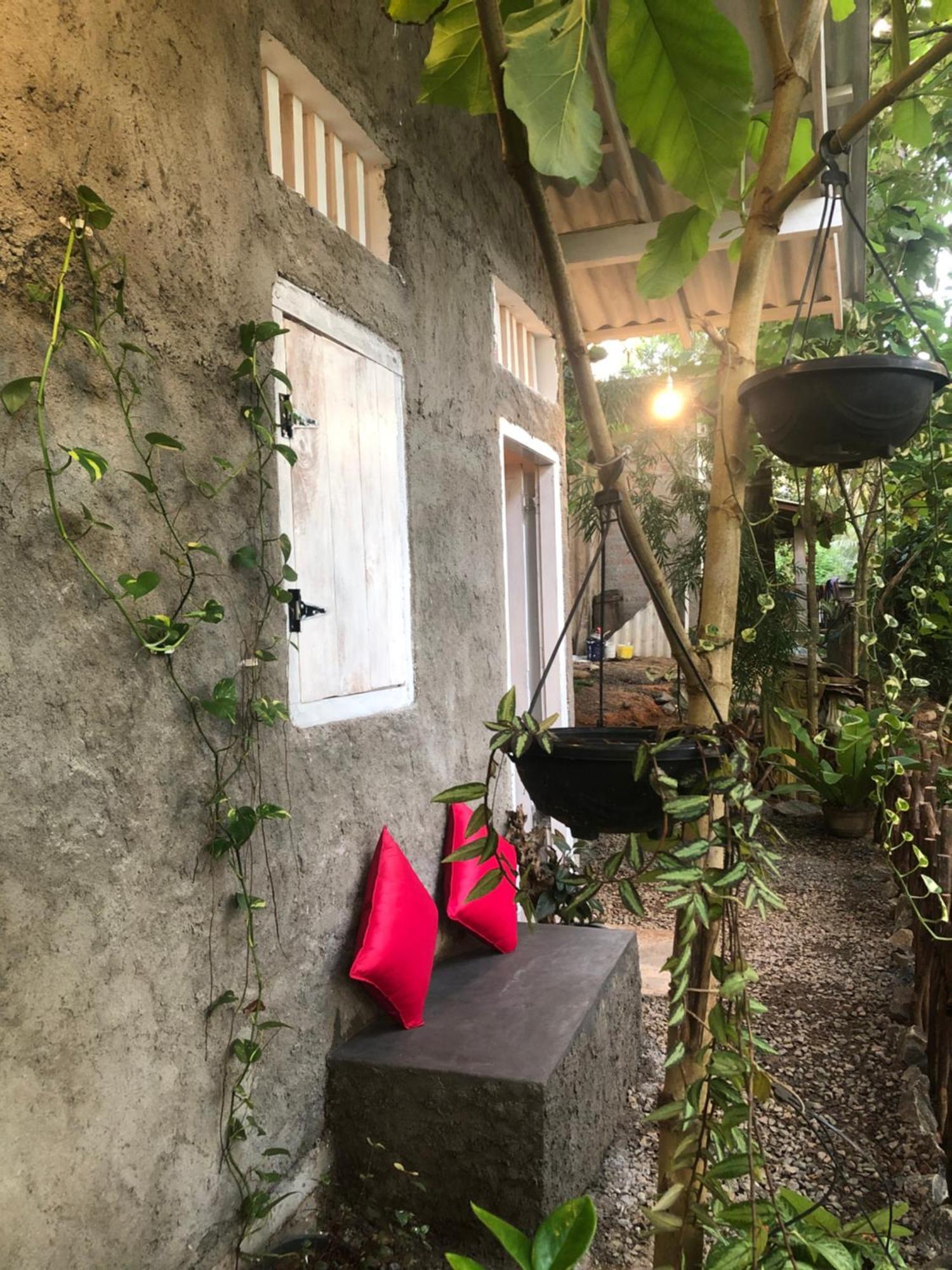 Linu Homestay Dikwella Exteriör bild