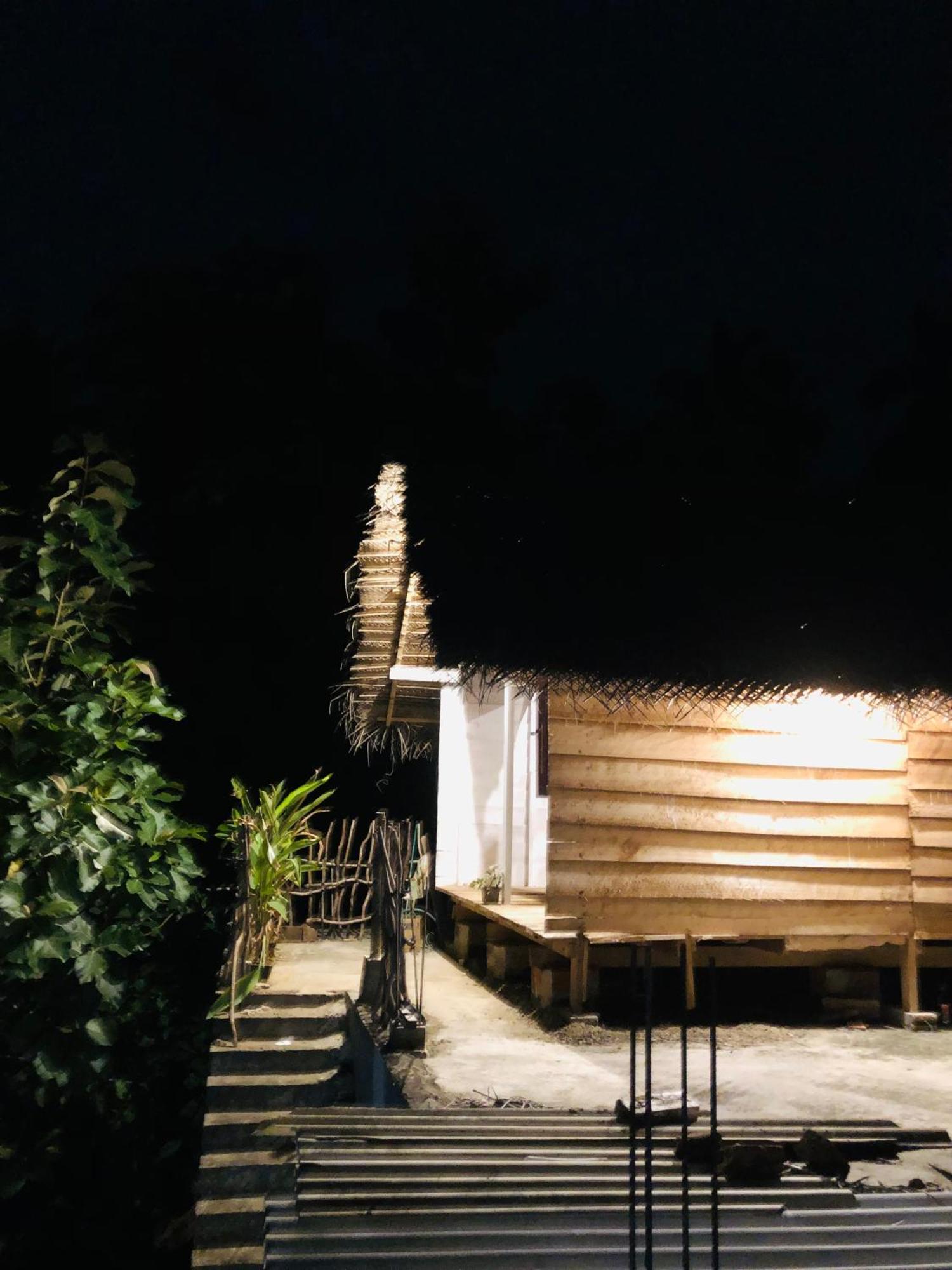 Linu Homestay Dikwella Exteriör bild